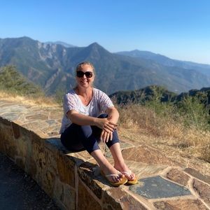 Meet your Posher, Irina